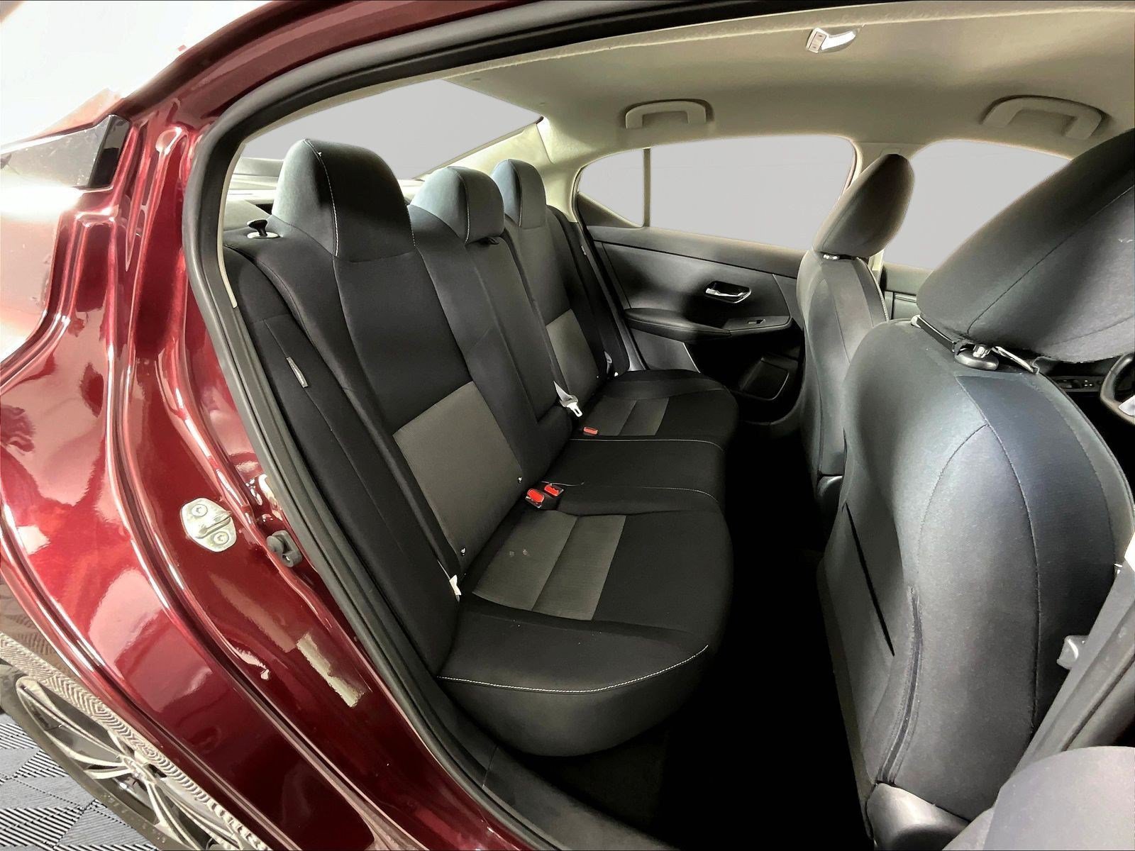 Certified 2021 Nissan Sentra SV w/ Trunk Package FWD image 25