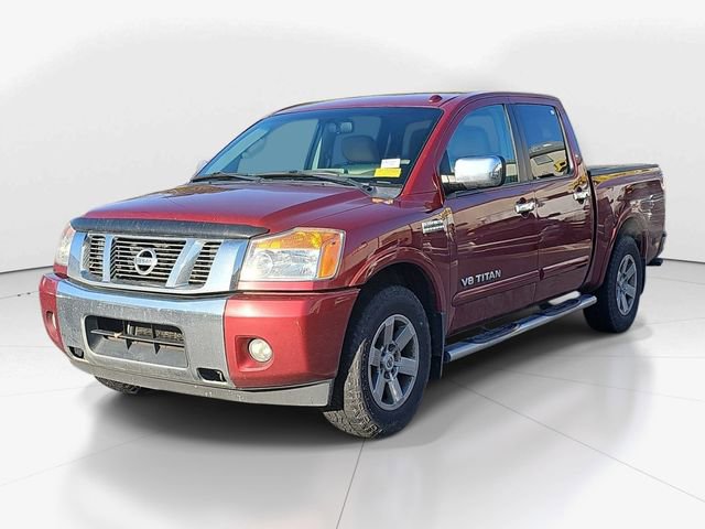 Used 2015 Nissan Titan SV w/ SV Value Truck Package image 3