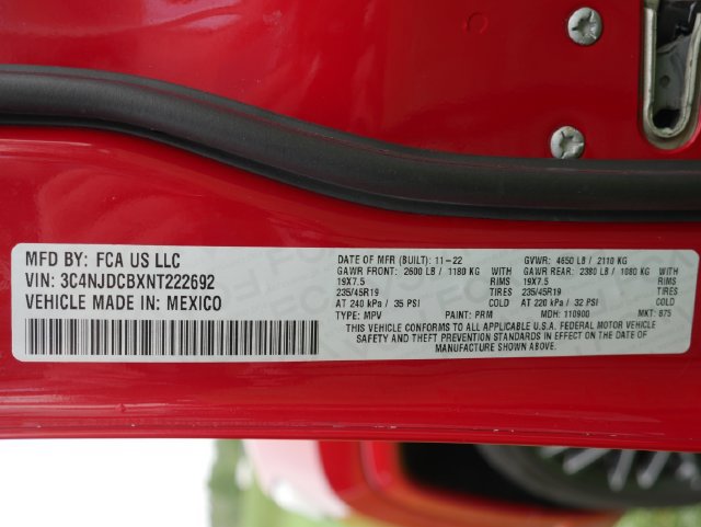 Used 2022 Jeep Compass Limited w/ (RED) Package AWD/4WD image 30