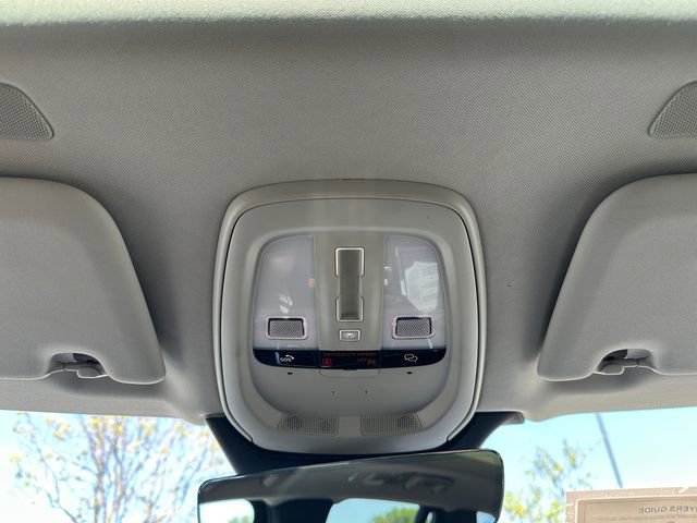 Used 2023 Volvo XC90 B6 Plus AWD/4WD image 29