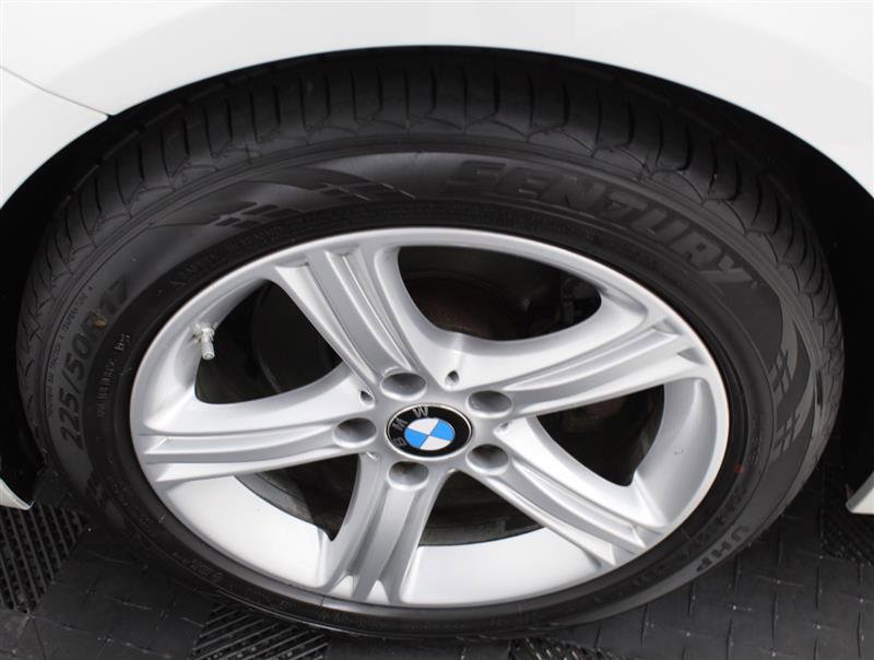 Used 2014 BMW 328i xDrive Sedan AWD/4WD image 20