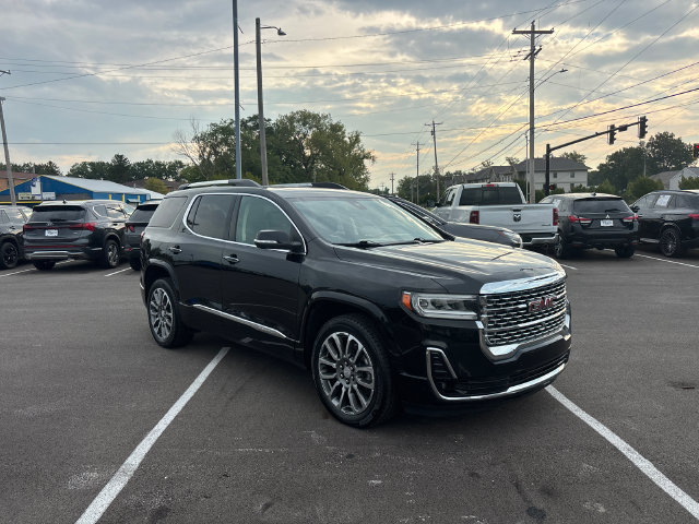 Used 2022 GMC Acadia Denali w/ Denali Ultimate Package AWD/4WD image 6