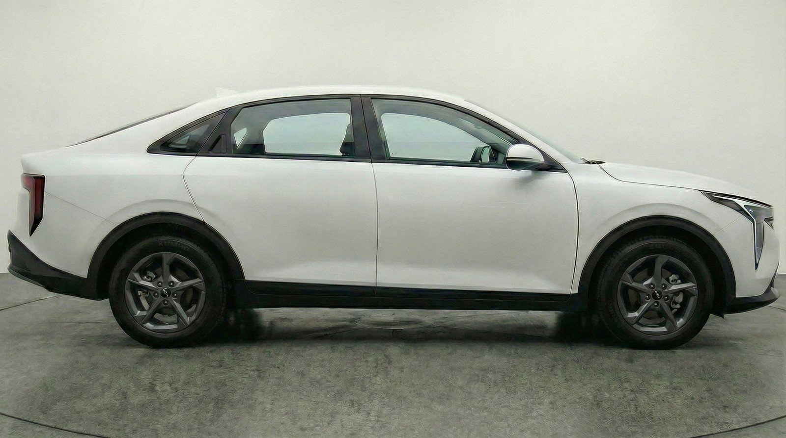 Used 2025 Kia K4 LXS image 11