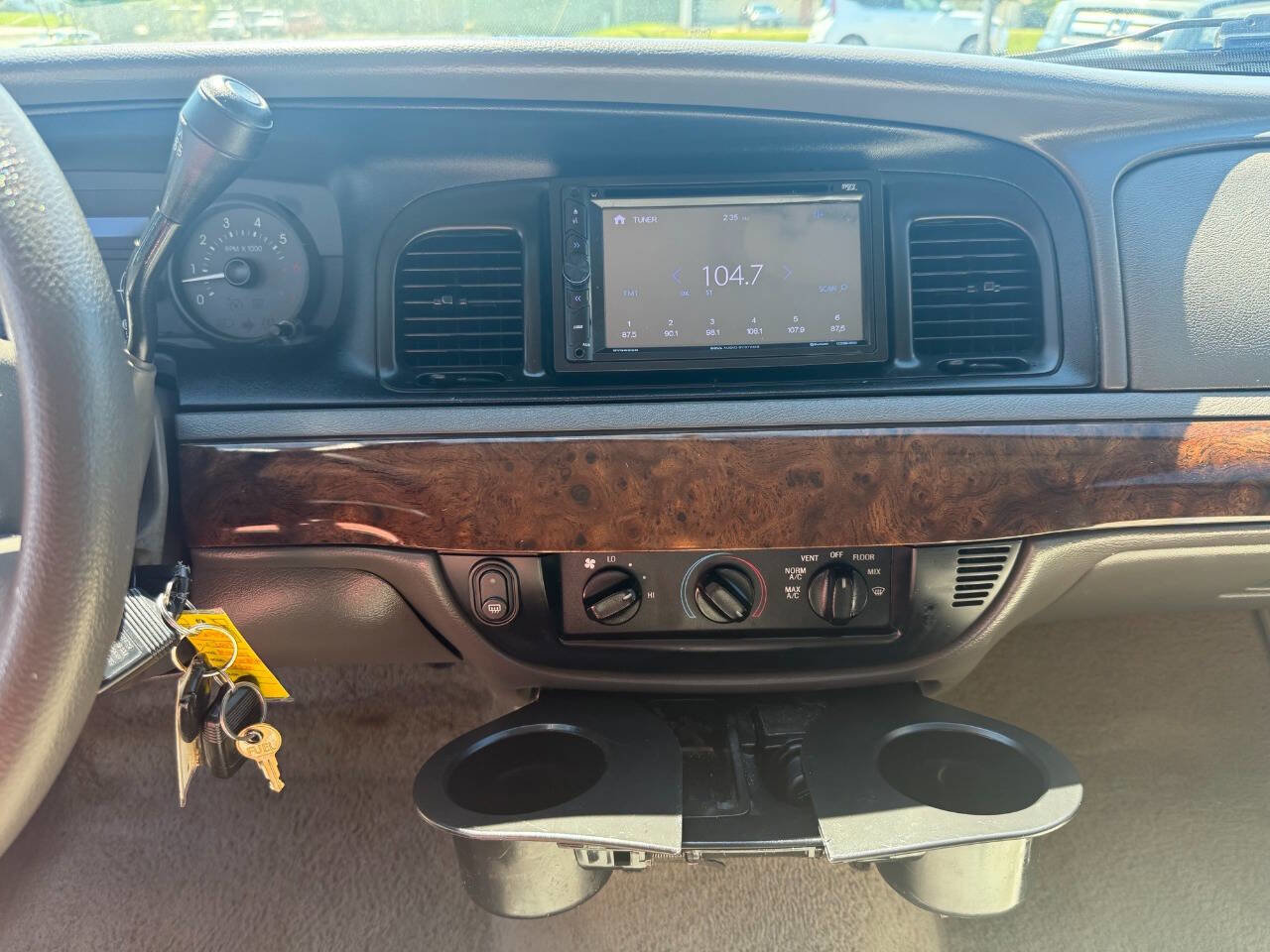 Used 2007 Mercury Grand Marquis GS image 18