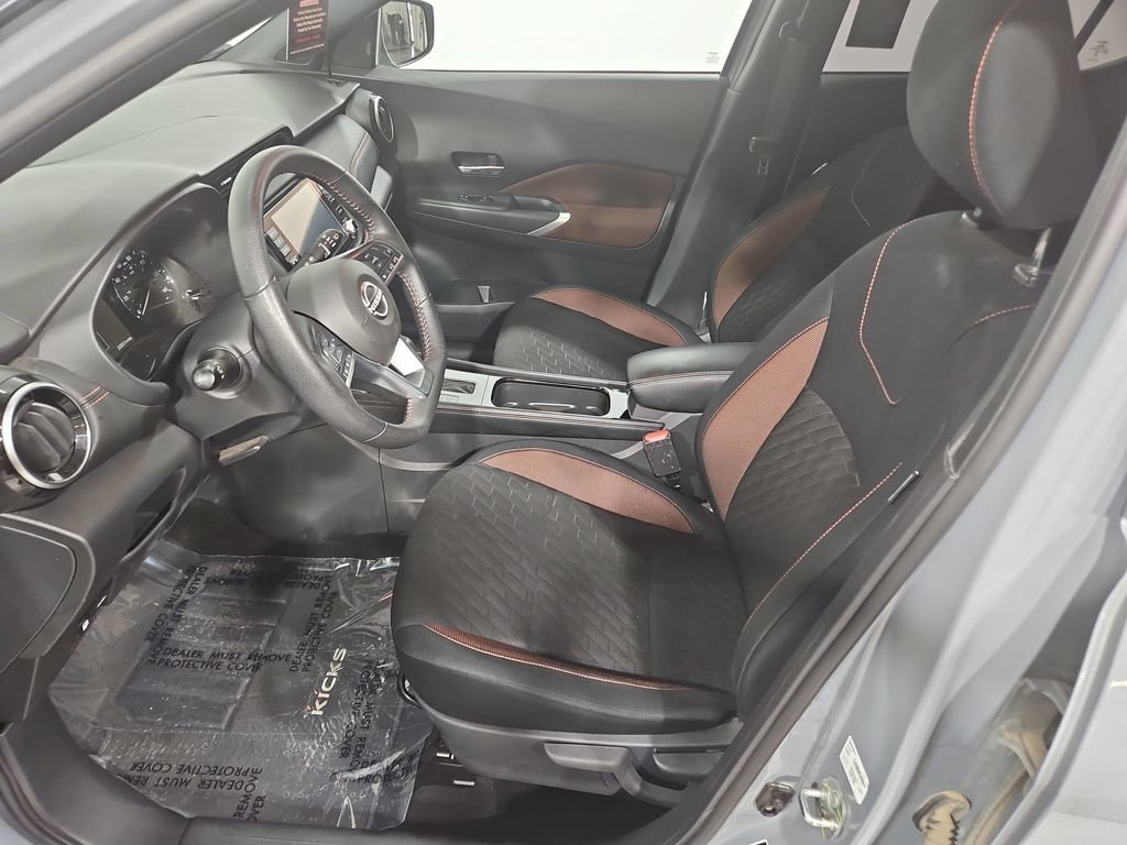 Used 2024 Nissan Kicks SR FWD image 10