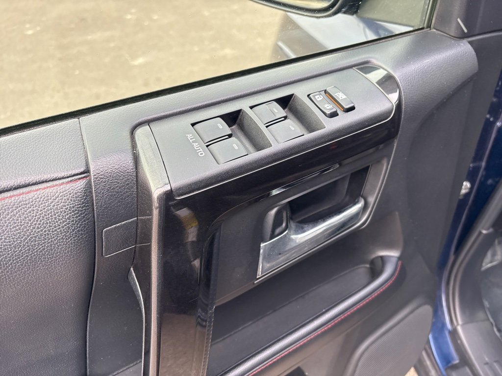 Used 2021 Toyota 4Runner Venture image 21