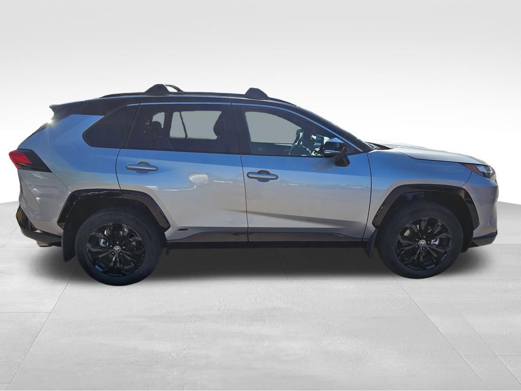 Used 2023 Toyota RAV4 XSE AWD/4WD image 14