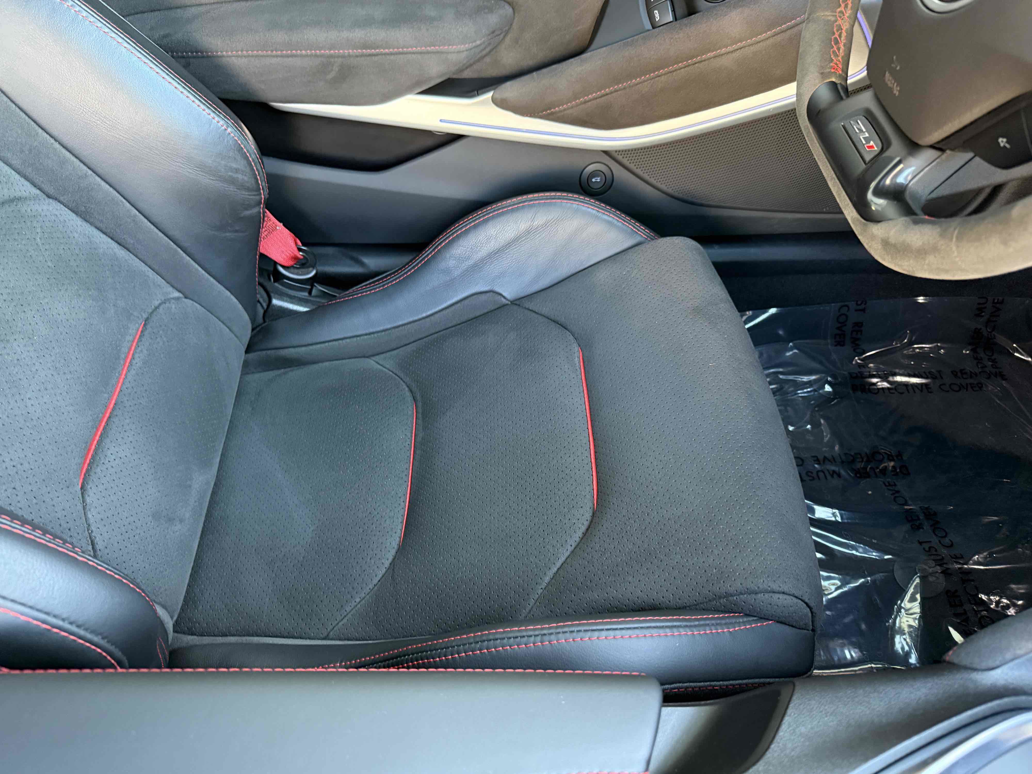 Used 2018 Chevrolet Camaro ZL1 image 19