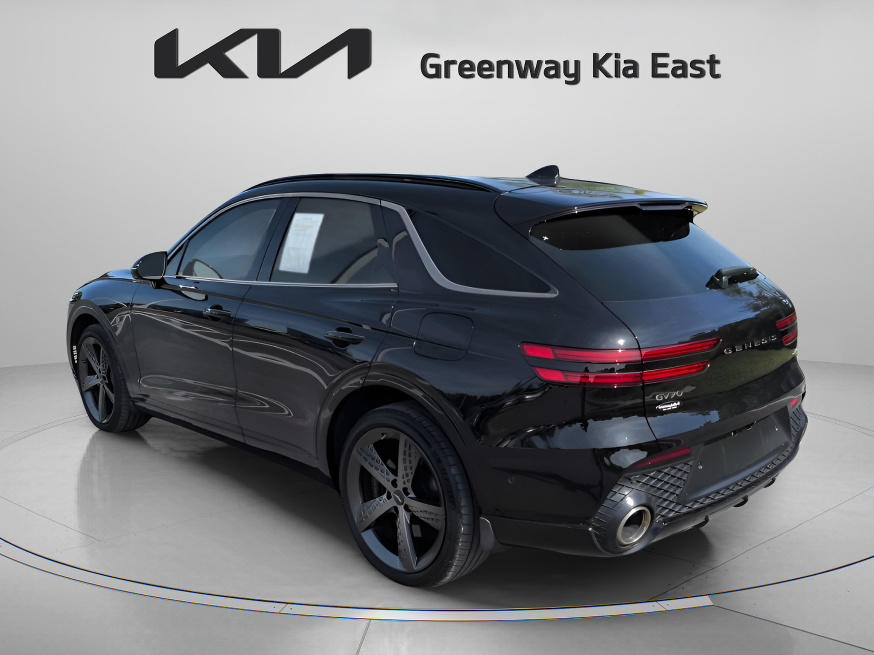 Used 2024 Genesis GV70 2.5T w/ Sport Prestige Package AWD/4WD image 7