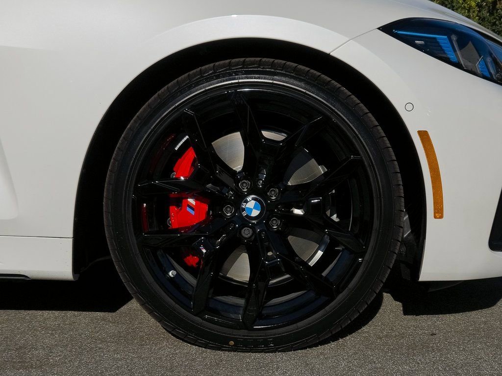New 2026 BMW M440i Coupe w/ Premium Package image 9