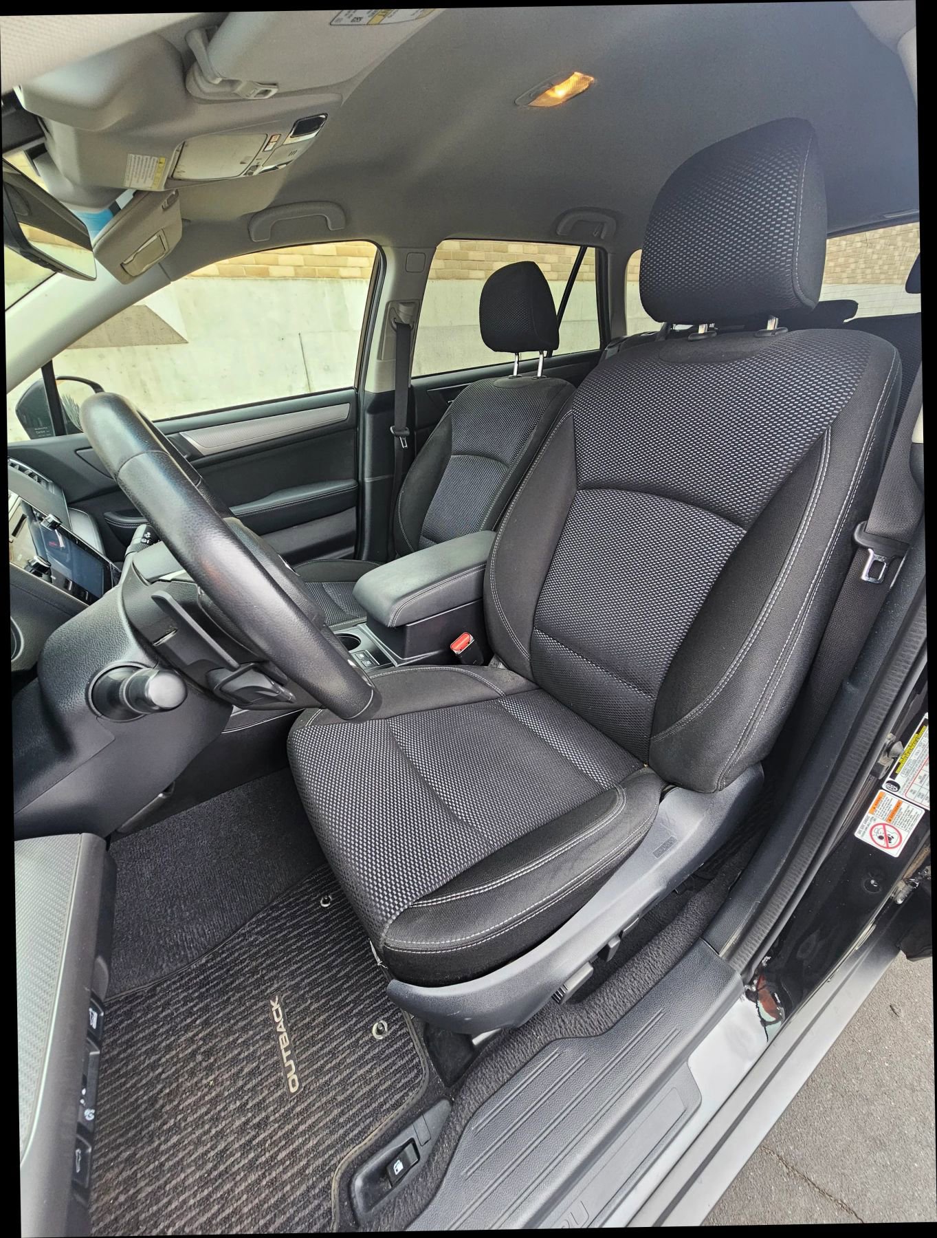 Used 2019 Subaru Outback 2.5i Premium image 12