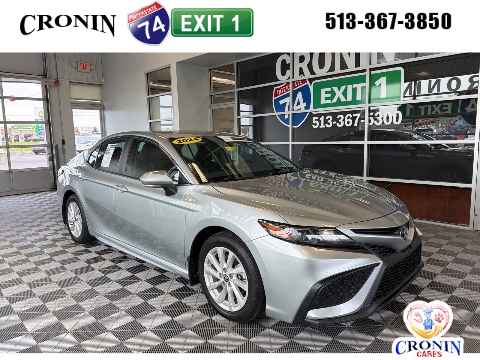 Used 2024 Toyota Camry SE