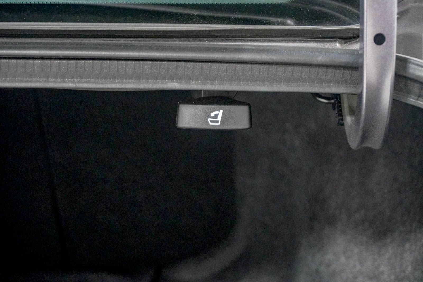 Used 2020 Honda Civic EX-L image 10