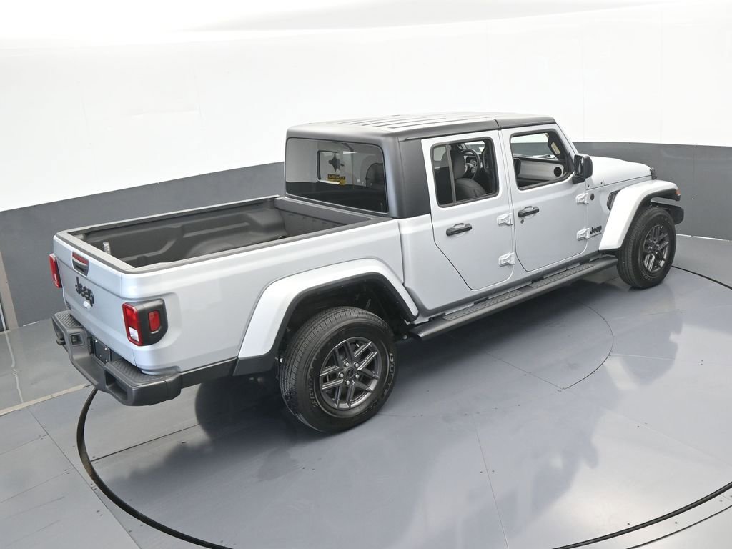 Used 2024 Jeep Gladiator Sport image 51