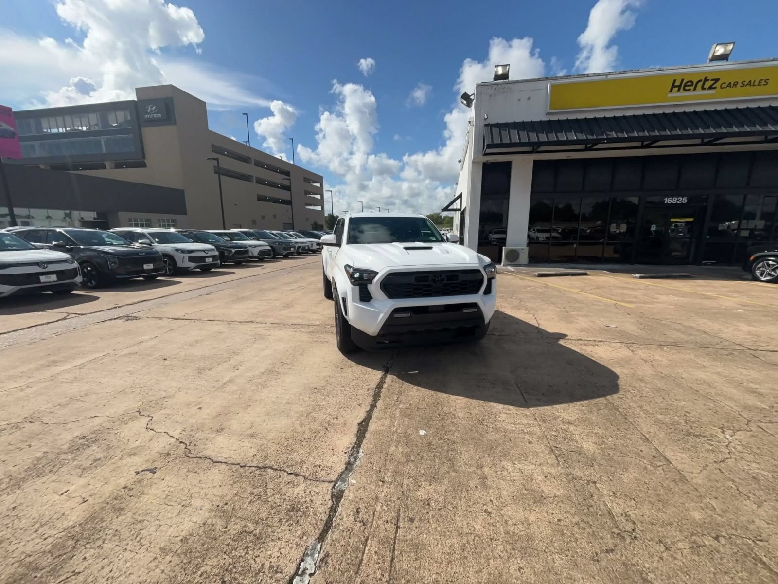 Used 2026 Toyota Tacoma TRD Sport AWD/4WD image 3