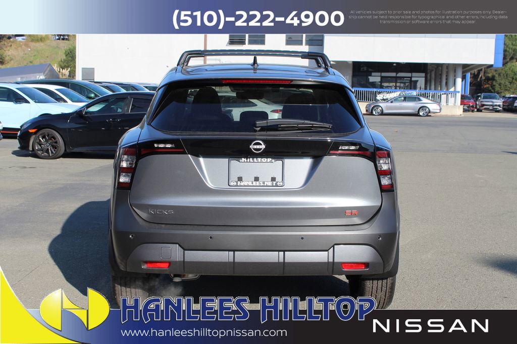 New 2026 Nissan Kicks SR w/ Illumination Package FWD image 8