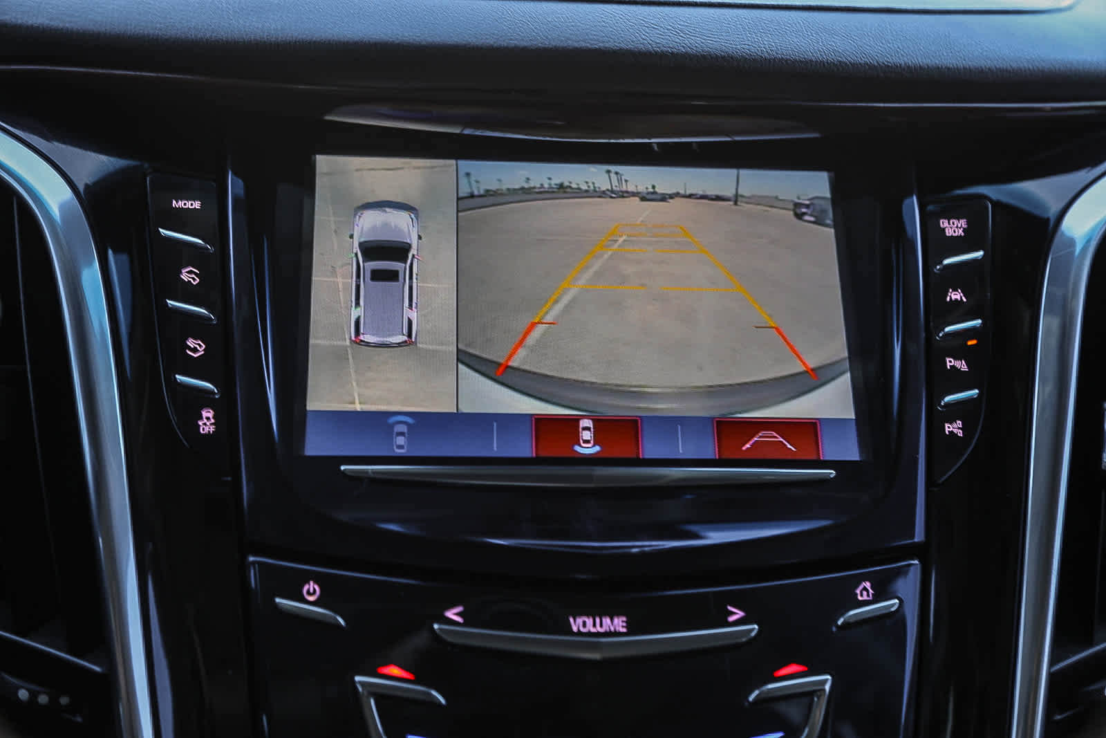Used 2020 Cadillac Escalade Luxury AWD/4WD image 24