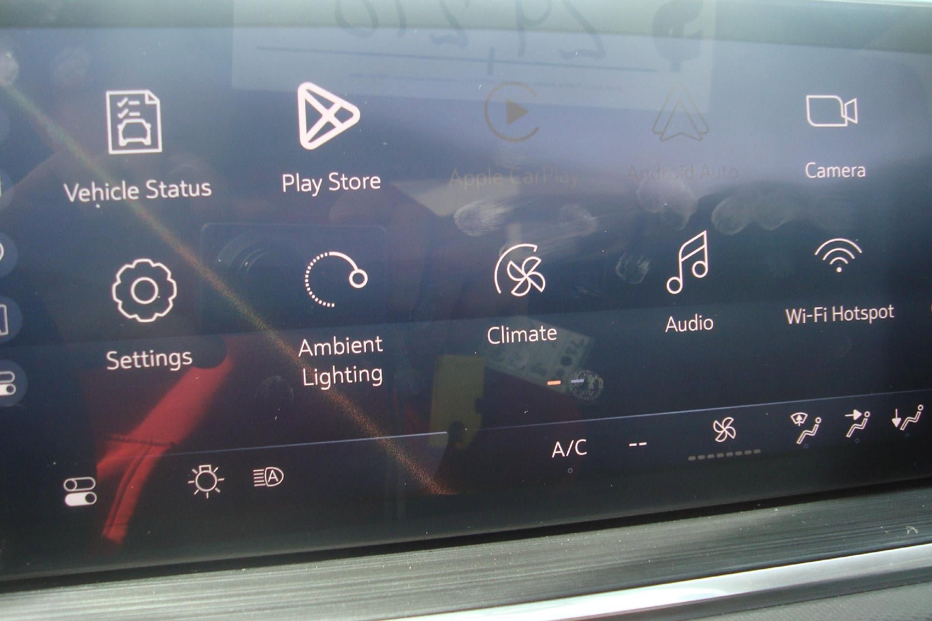 Used 2025 Buick Envision Preferred image 14
