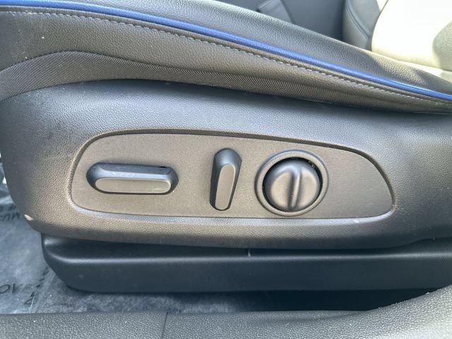 Used 2025 Buick Envista Sport Touring w/ Convenience I Package FWD image 16