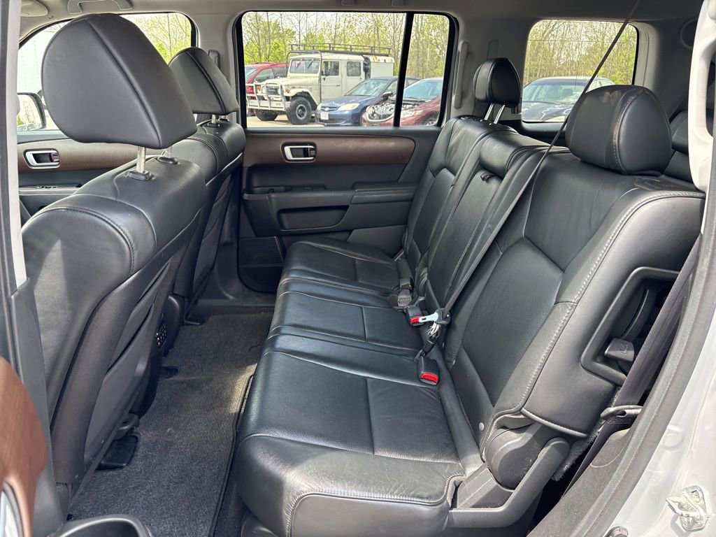 Used 2010 Honda Pilot EX-L image 17