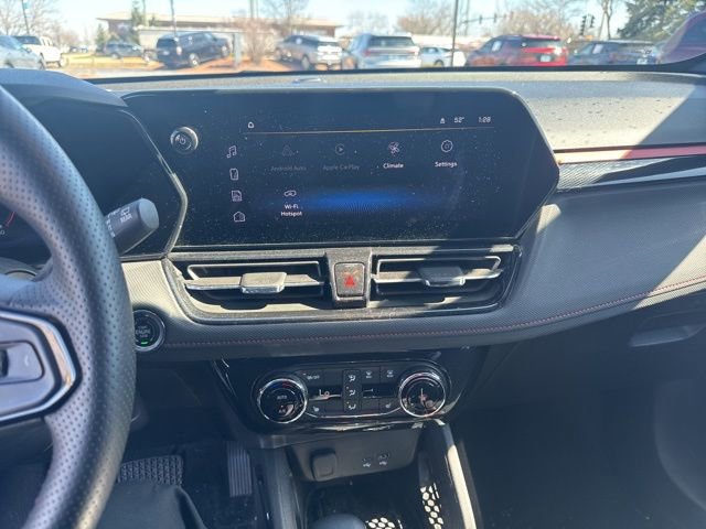 Used 2024 Chevrolet TrailBlazer RS w/ Convenience Package image 14