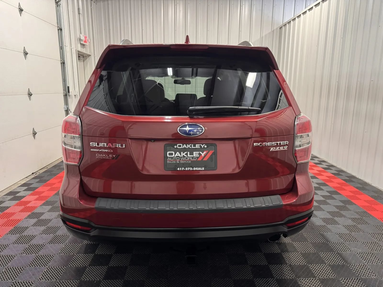 Used 2016 Subaru Forester 2.5i Touring w/ Popular Package #1 AWD/4WD image 3