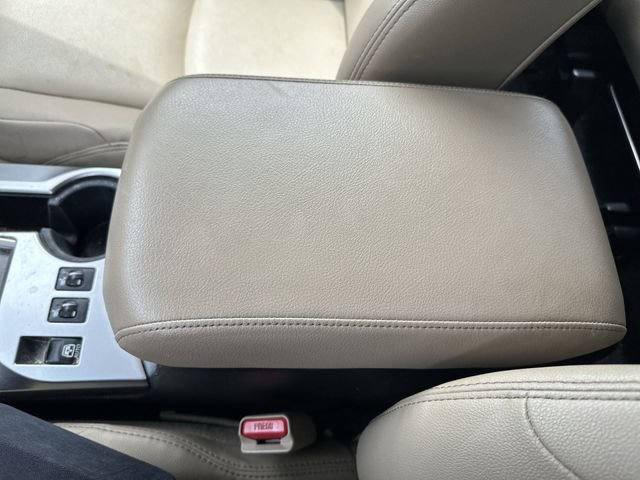 Used 2021 Toyota 4Runner SR5 Premium w/ Moonroof Package AWD/4WD image 26