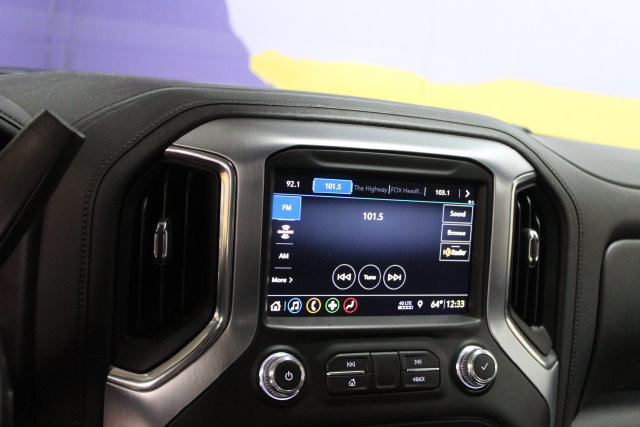 Used 2019 GMC Sierra 1500 SLE w/ X31 Off-Road Package AWD/4WD image 18