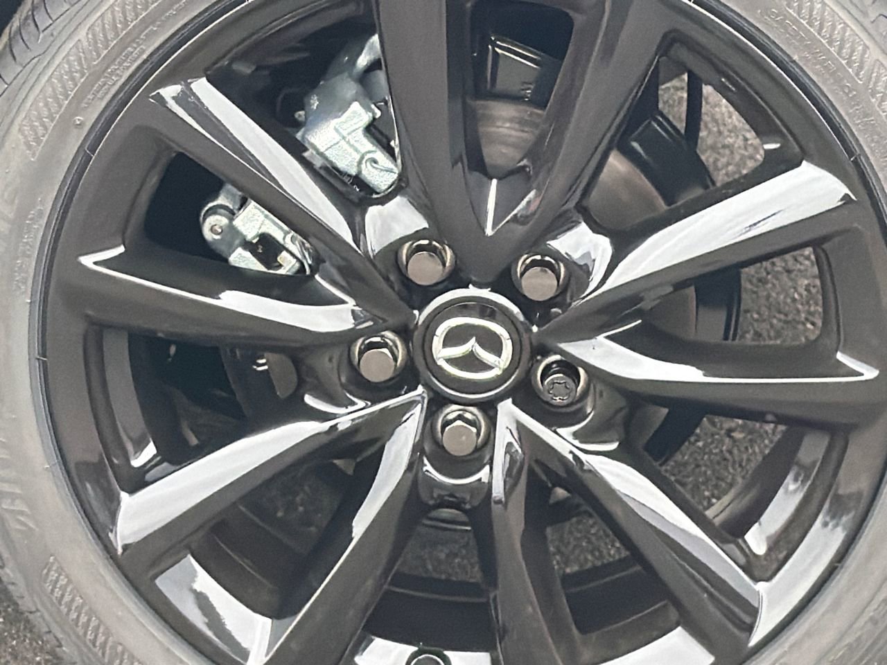 New 2026 MAZDA MAZDA3 Hatchback w/ Appearance Package image 4