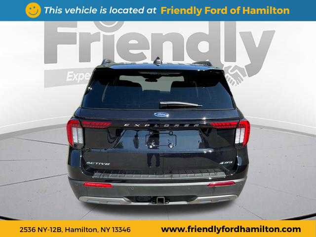 Used 2025 Ford Explorer Active image 4