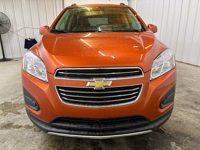 Used 2016 Chevrolet Trax LT w/ LT Sun and Sound Package AWD/4WD image 3