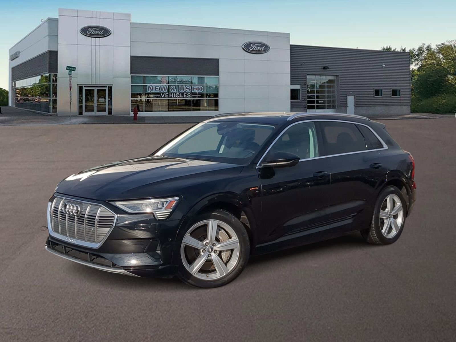 Used 2019 Audi e-tron Premium Plus image 1