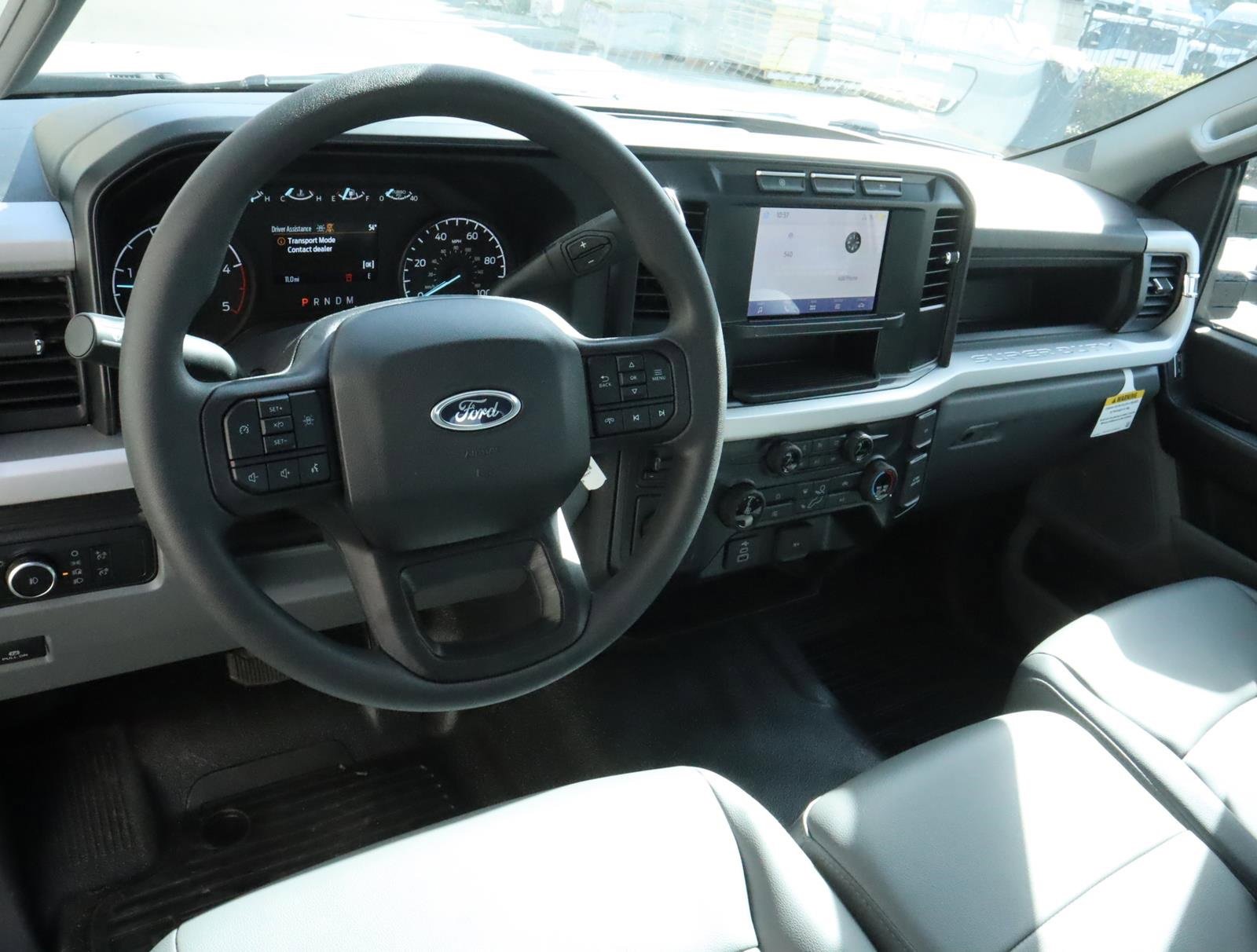 Used 2024 Ford F450 XL w/ XL Chrome Package image 6