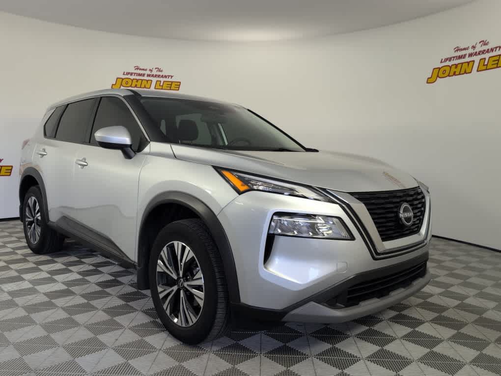 Used 2023 Nissan Rogue SV FWD image 9