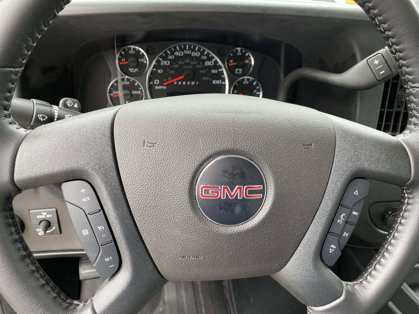 New 2023 GMC Savana 3500 w/ Power Convenience Package RWD image 9