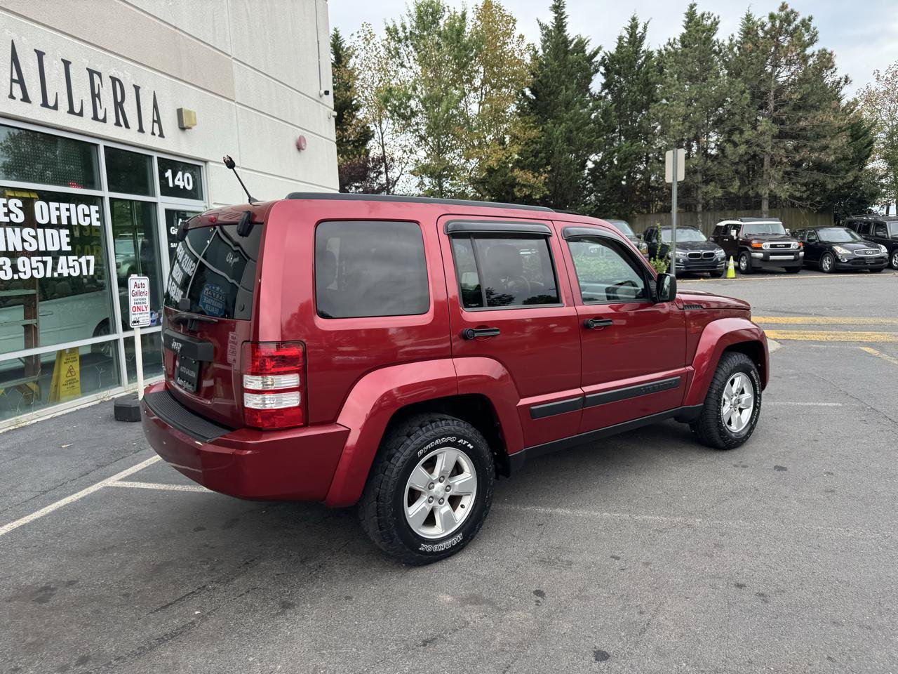 Used 2012 Jeep Liberty Sport w/ Popular Equipment Group AWD/4WD image 5