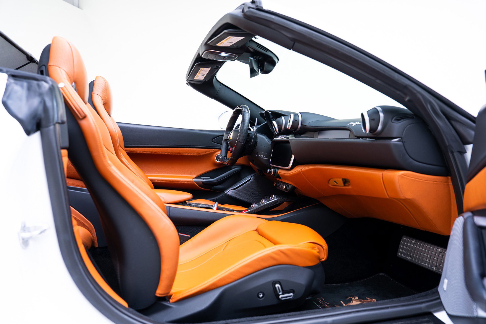 Used 2022 Ferrari Portofino M image 34