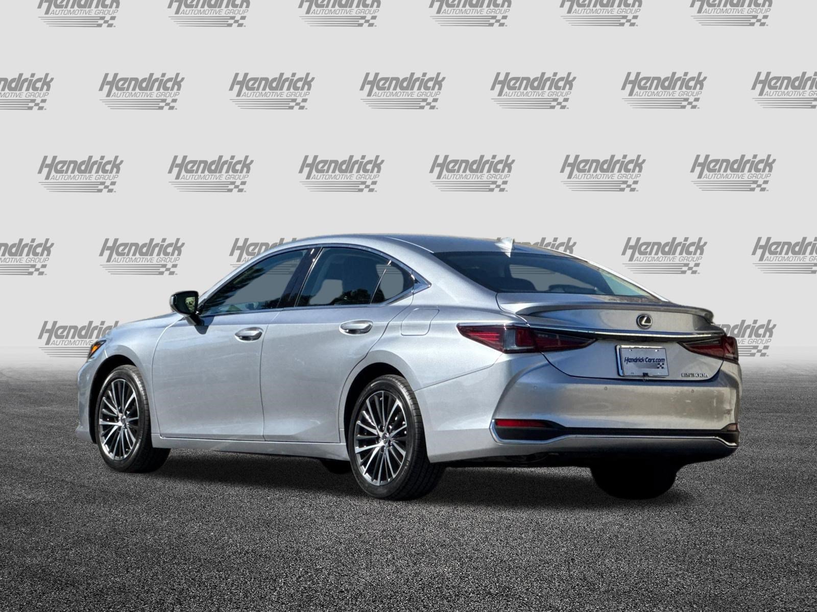 Certified 2024 Lexus ES 300h w/ Premium Package FWD image 7