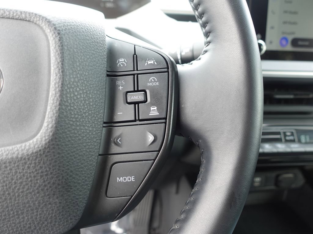 Used 2023 Toyota Prius LE image 14