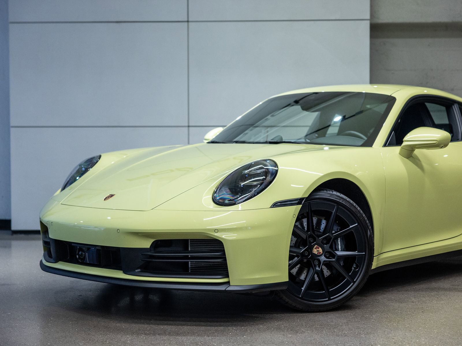 Certified 2025 Porsche 911 Carrera image 21