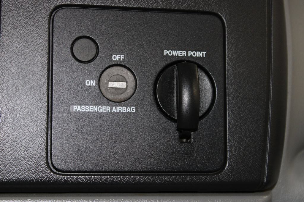 Used 2006 Ford F350 XL RWD image 38