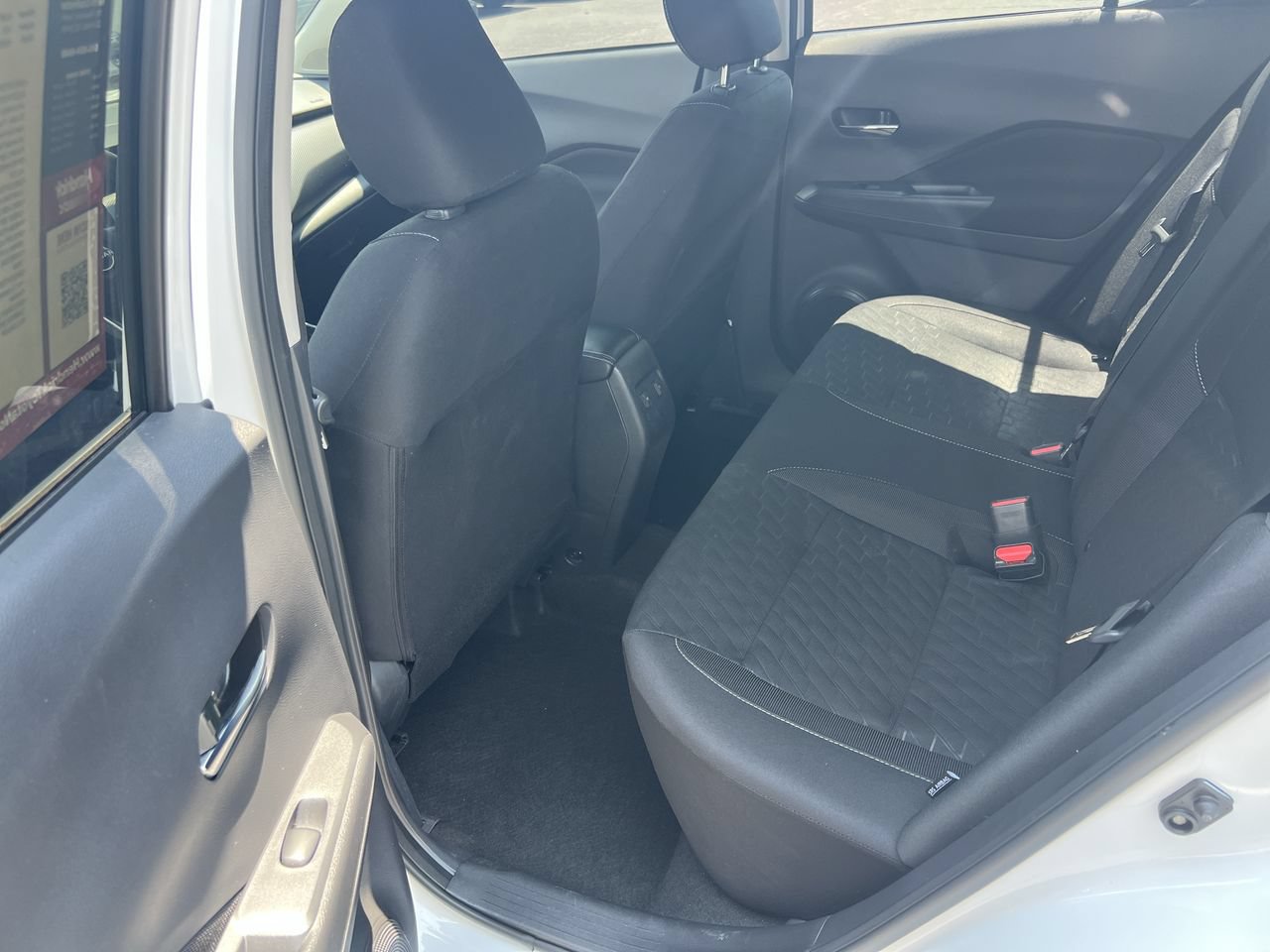 Used 2024 Nissan Kicks SV w/ Interior Electronics Package FWD image 32
