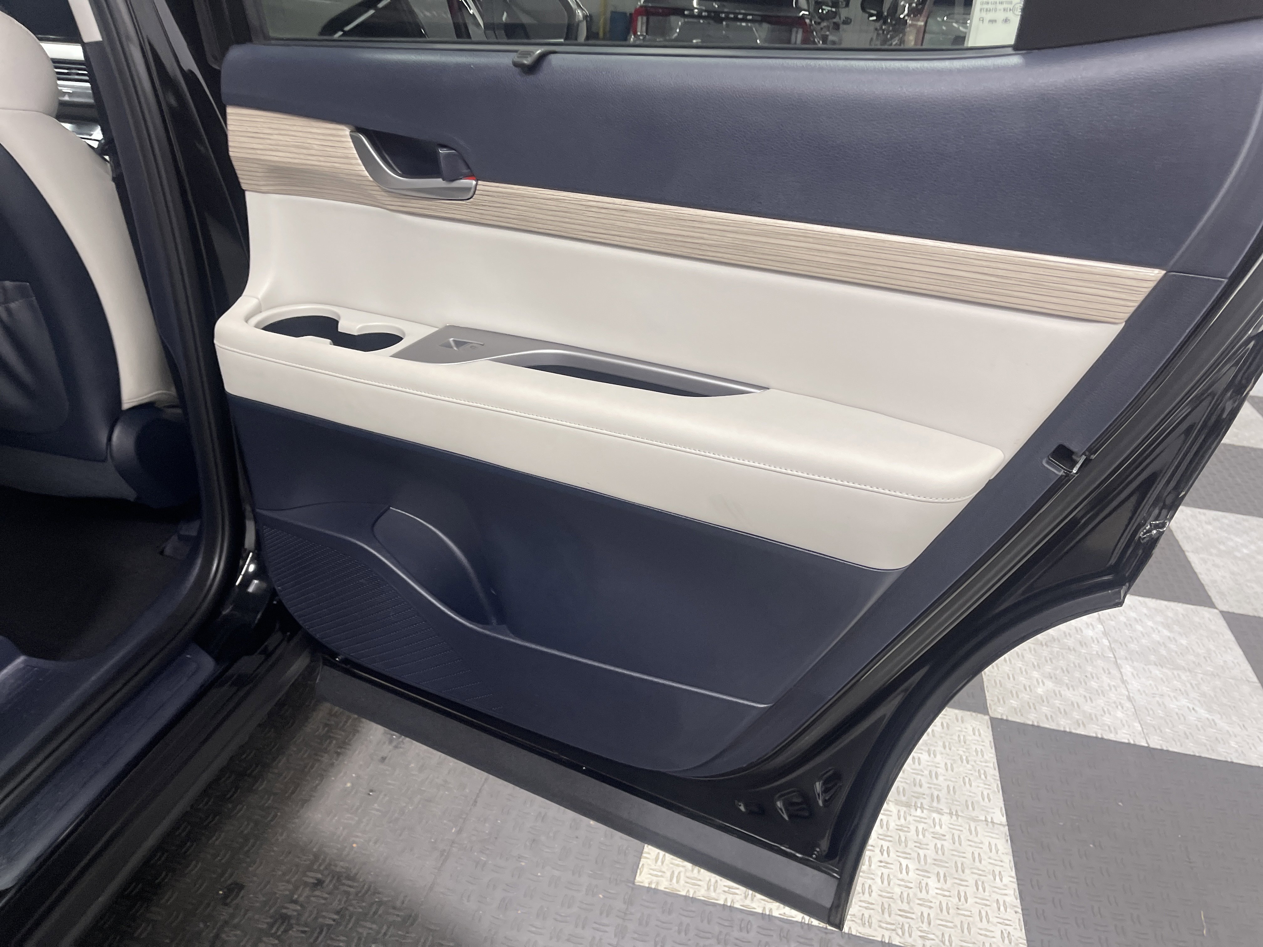 Used 2021 Hyundai Palisade SEL w/ Premium Package image 19