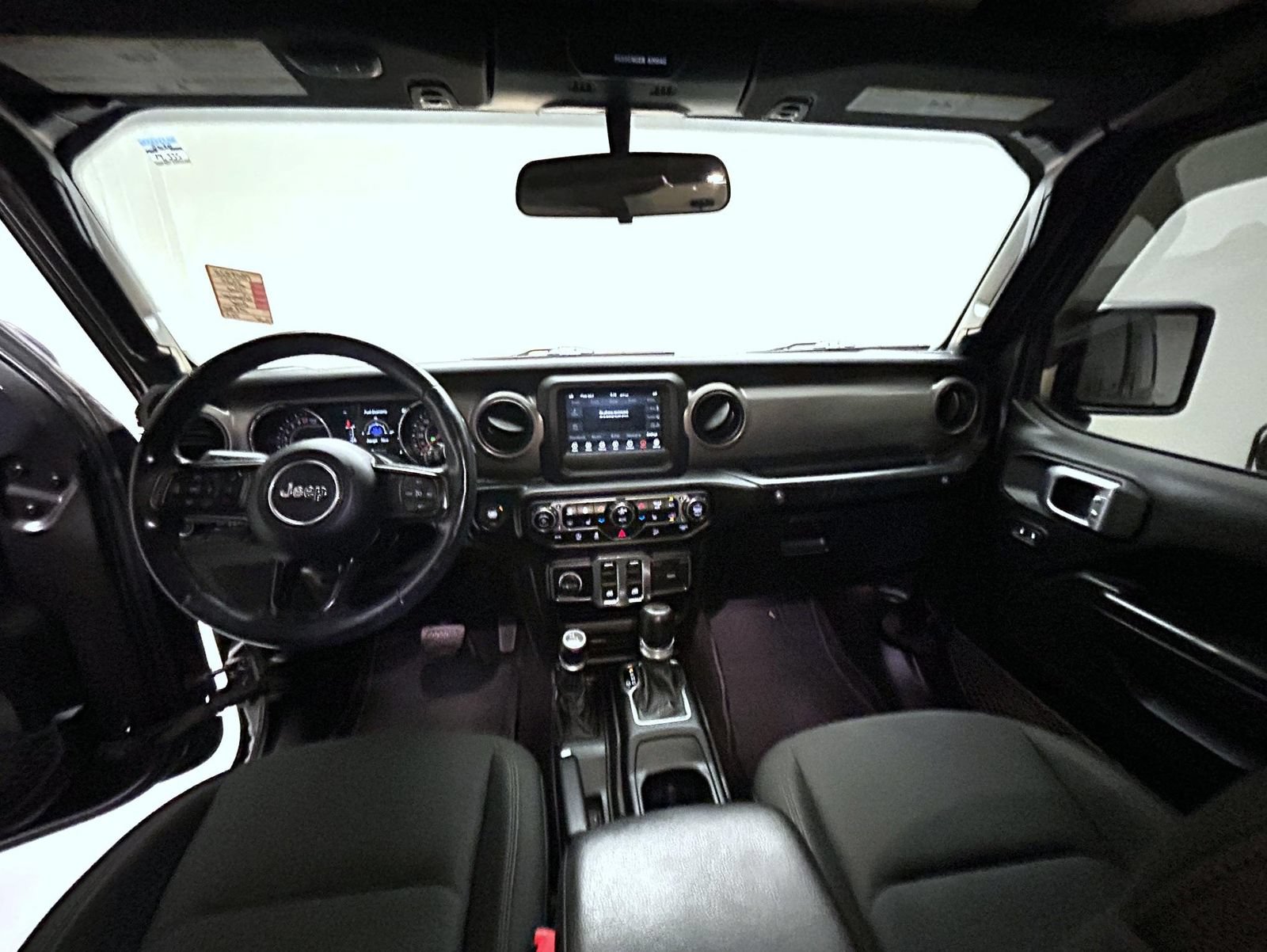 Used 2020 Jeep Wrangler Sport AWD/4WD image 12