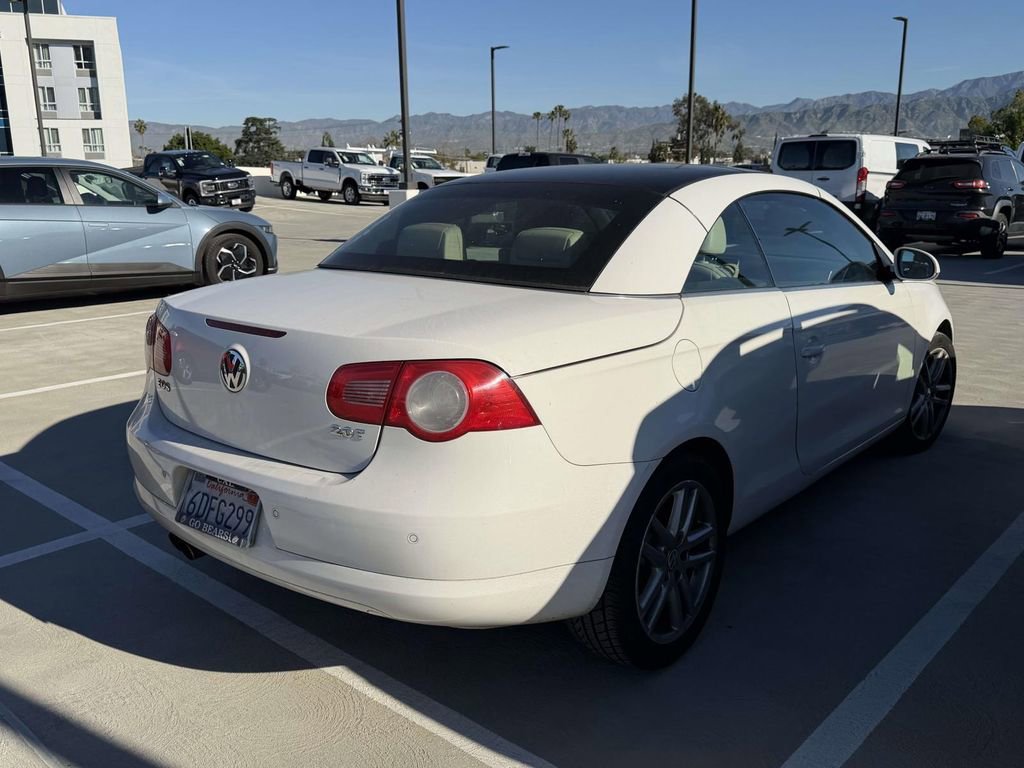 Used 2008 Volkswagen Eos Lux image 11
