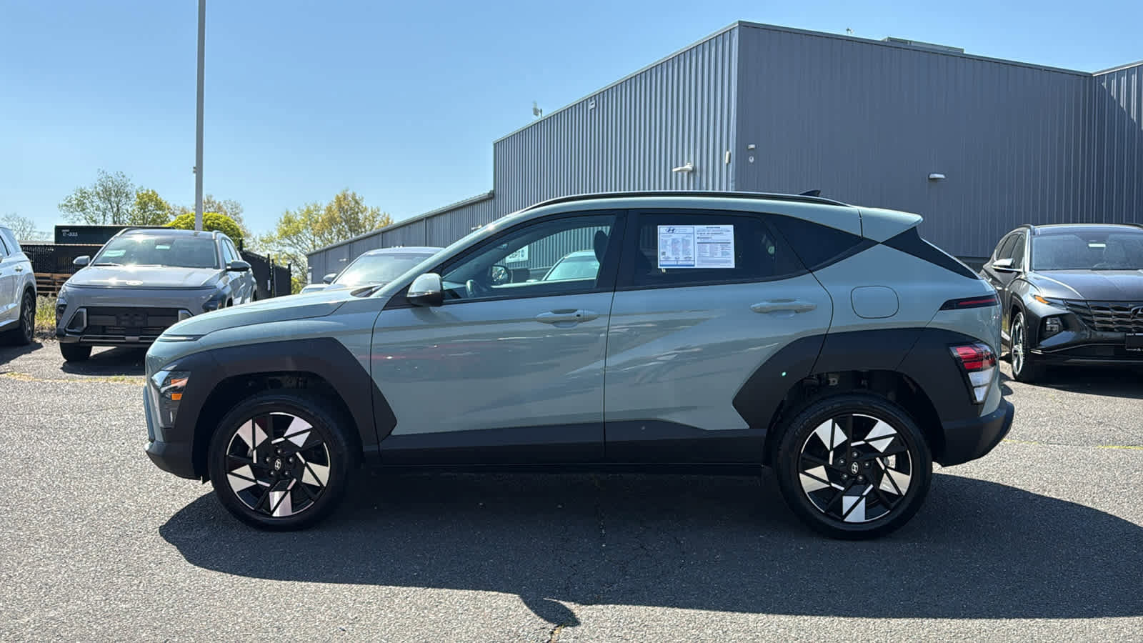 Used 2024 Hyundai Kona SEL AWD/4WD image 4