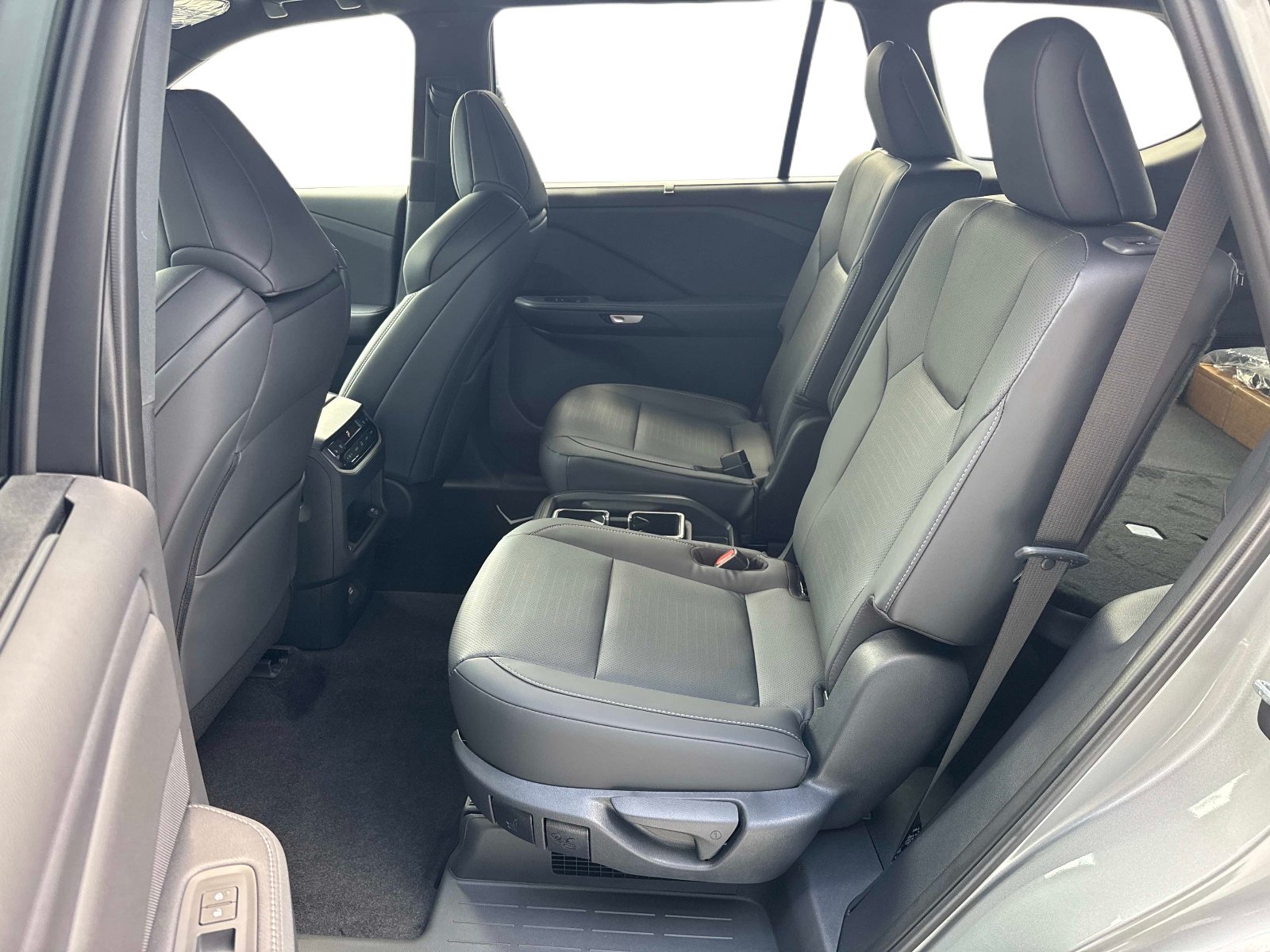 New 2026 Lexus TX 500h AWD w/ Technology Package image 14