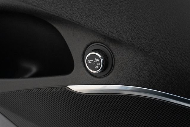 Used 2024 Buick Enclave Premium image 34