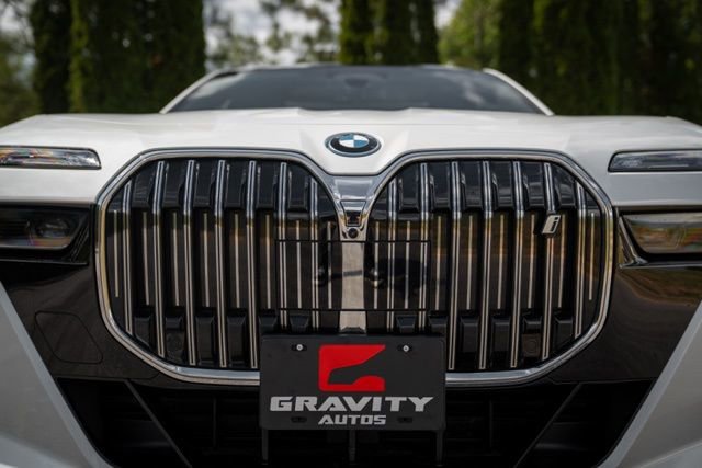 Used 2023 BMW i7 xDrive60 w/ Executive Package 2 image 20