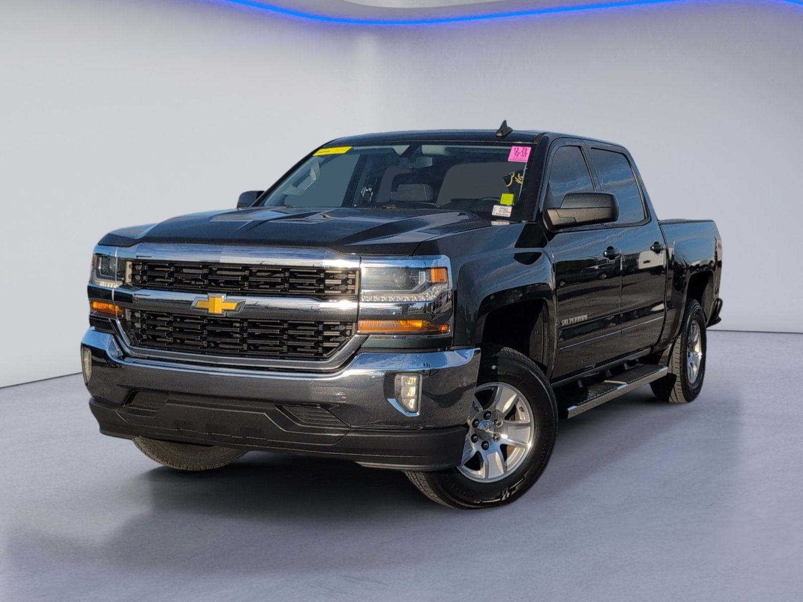 Used 2018 Chevrolet Silverado 1500 LT w/ All Star Edition image 2